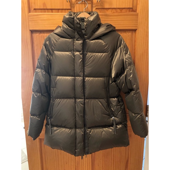 Varley Canton Down Jacket — brushed olive metallic - Picture 9 of 11